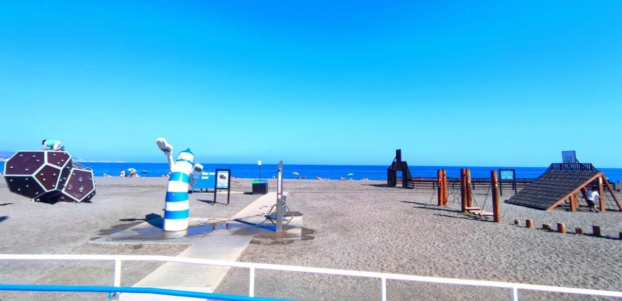 Yeti Atico Beach - Alojamientos La Torre Торре-дель-Мар Екстер'єр фото